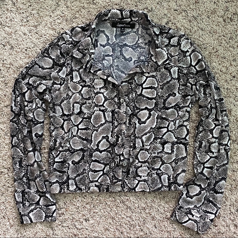 SWEET RAIN Snake Skin Blouse